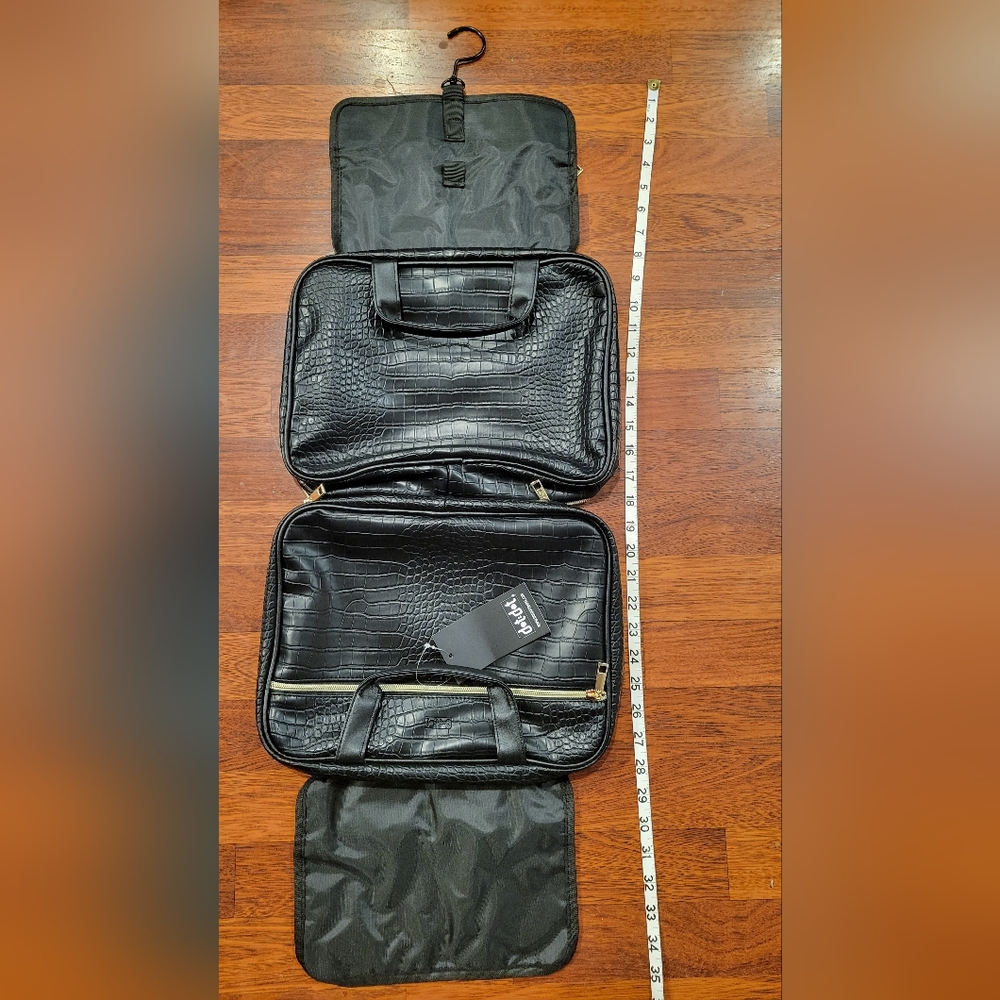 Black Hanging Travel Toiletry Bag - Picture 6 of 6